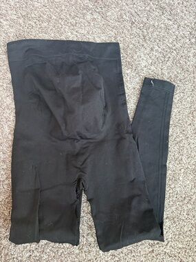 BLANQI Black MATERNITY Leggings